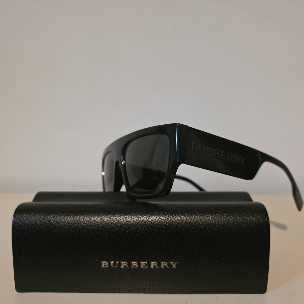 Burberry Black Sunglasses